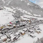 Hotel Garni Maria Theresia 3*