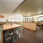 Garni Maria Theresia 3*