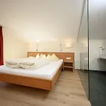 Garni Maria Theresia 3*