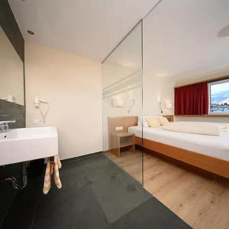 Garni Maria Theresia Hotel