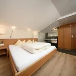 Hotel Garni Maria Theresia Sölden