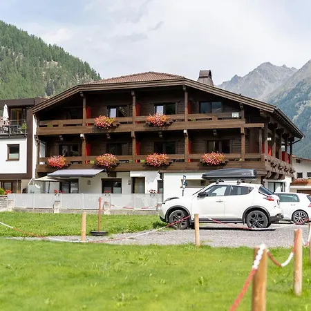 酒店 Garni Maria Theresia - Official Oetztal Summer Card Partner 索尔登
