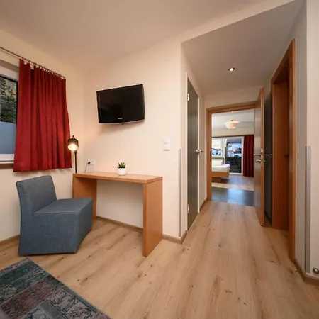 Hotel Garni Maria Theresia 3*