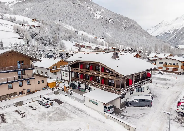 Garni Maria Theresia מלון 3*