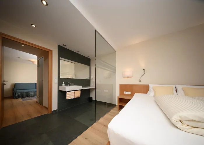 Hotel Garni Maria Theresia Sölden